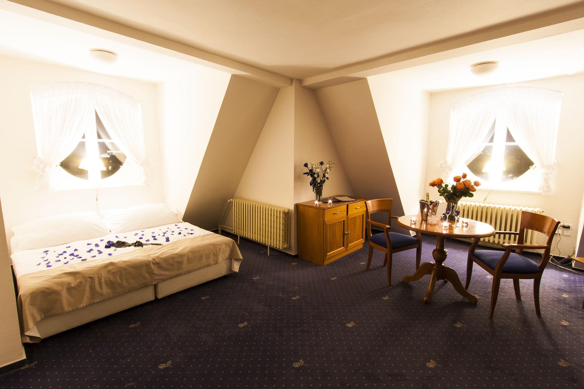 The Botanist Apart Otel Prag