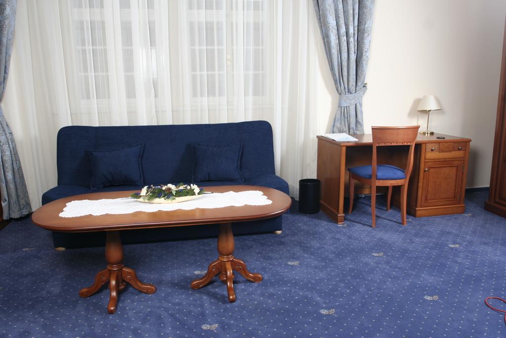 The Botanist Apart Otel 4*