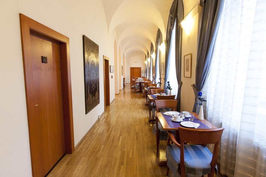 Apart Otel The Botanist Prag