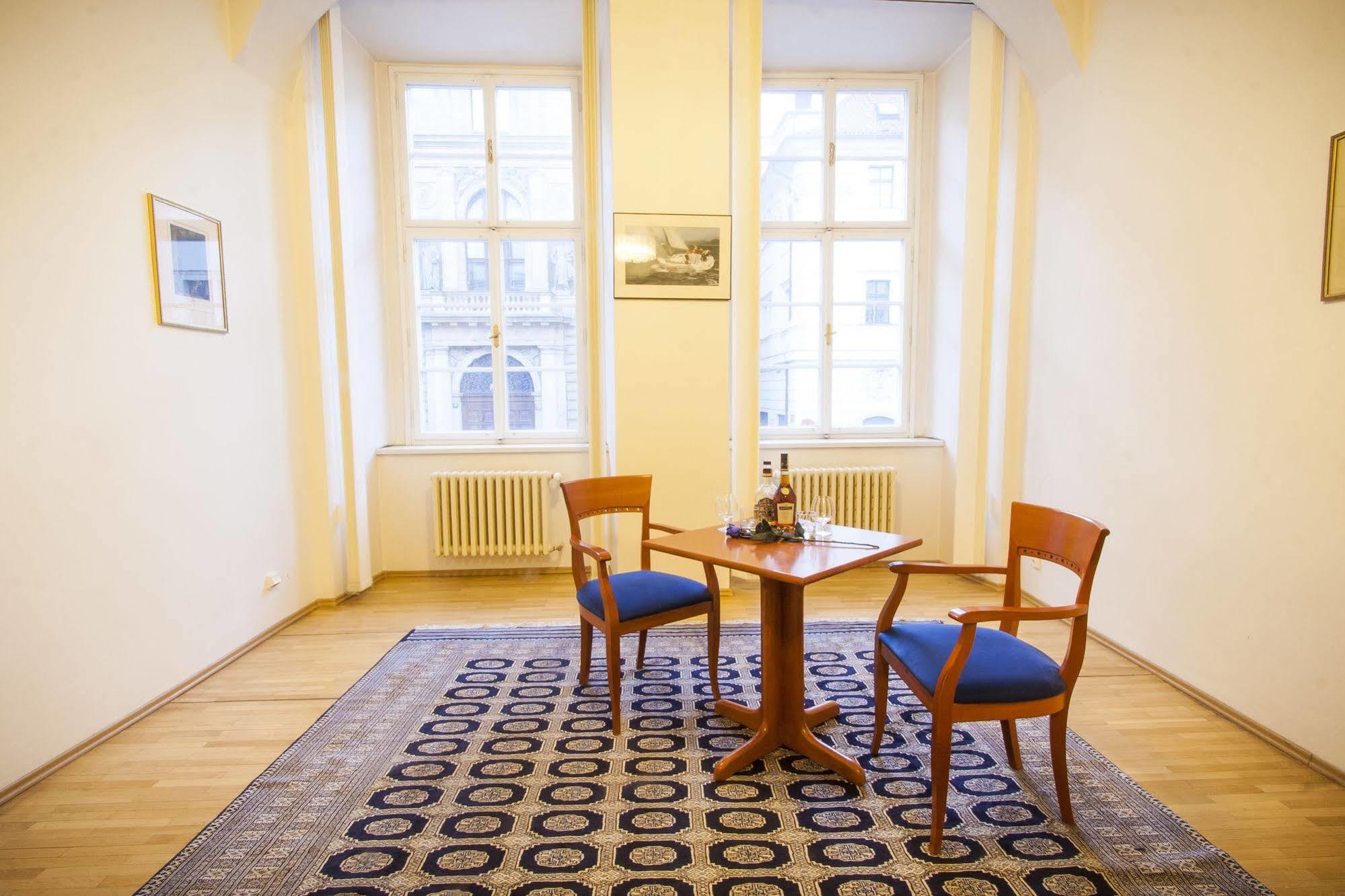 Apart Otel The Botanist Prag